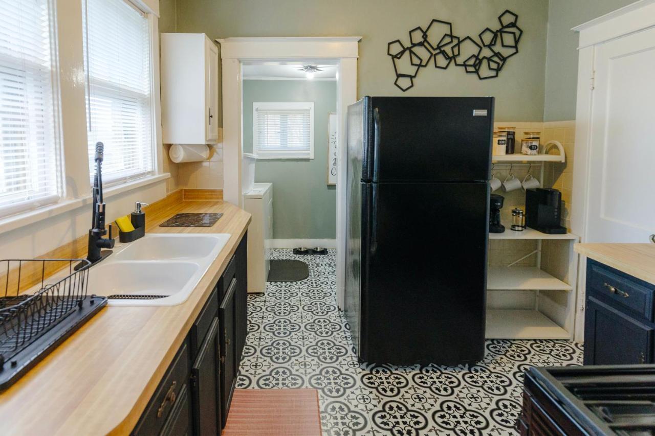 Historic Revival 2Br Midtown Memphis Free Parking Fast Wifi Free Parking Yes Pets Villa Exterior foto